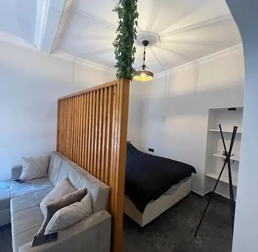 Sunny Old Town 3 Persoons Woning * Анталья